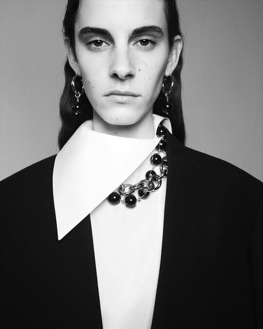 Minimalism in clothing