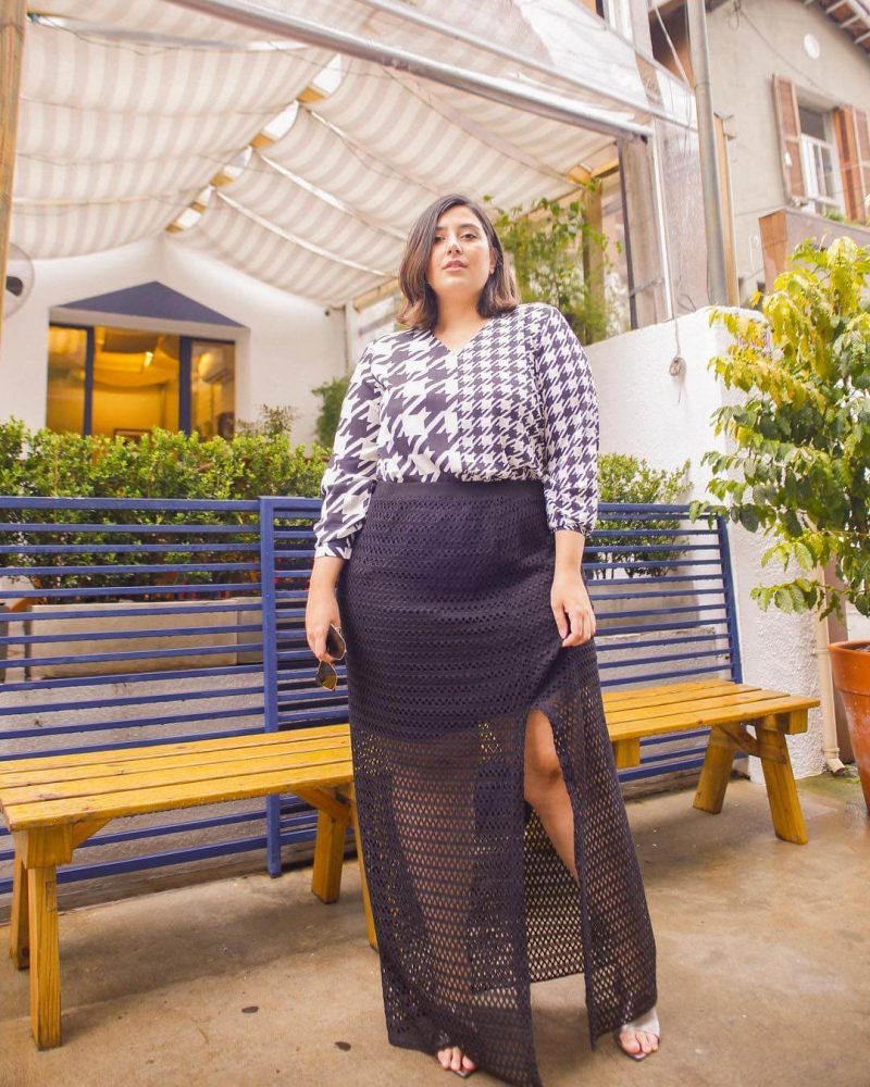 Fashionable skirt for full