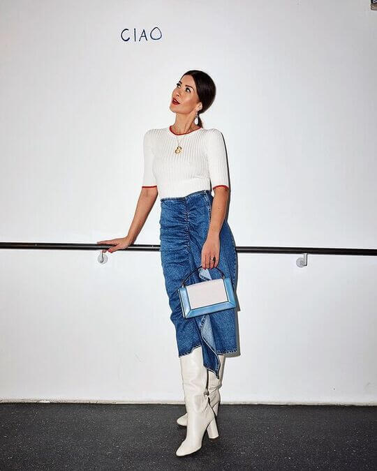Skirt with white boots