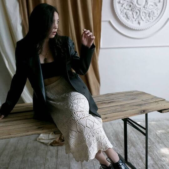 Lace skirt