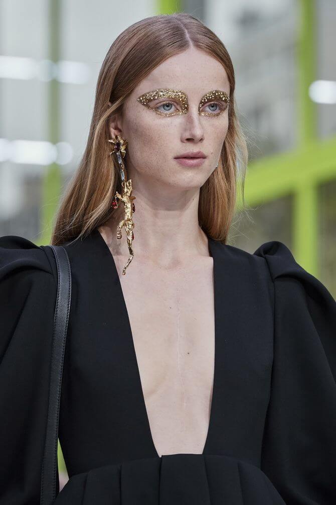 Fashionable image