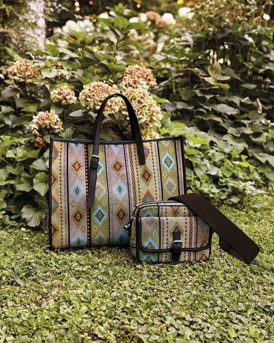 Ethnic style bag