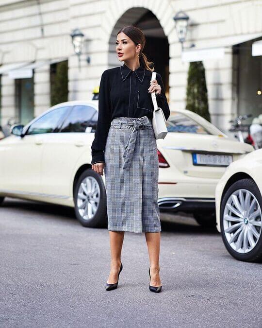 Skirt and shoes