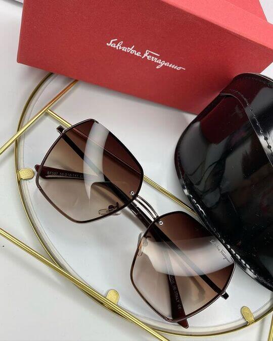 Oversize Glasses