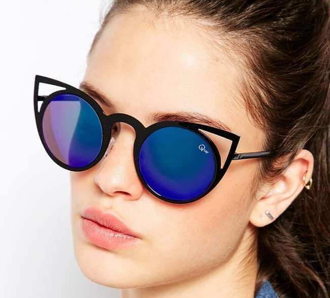 Glasses with extra jumpers