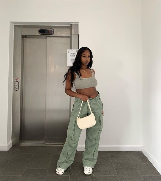 Loose pants