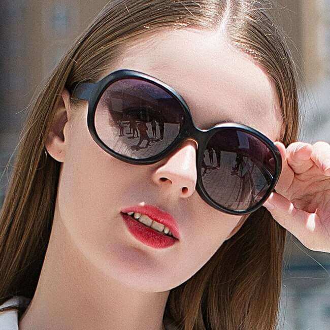 Black-and-white glasses1