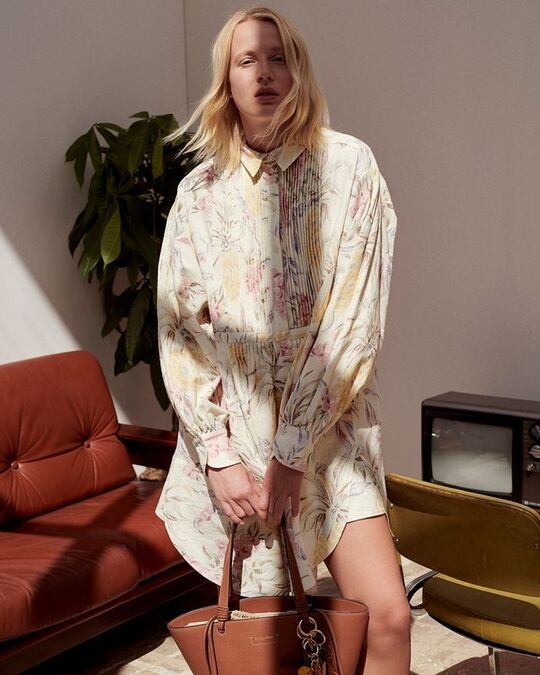 Fashionable image