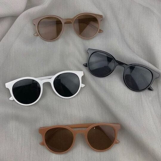 Plastic frame