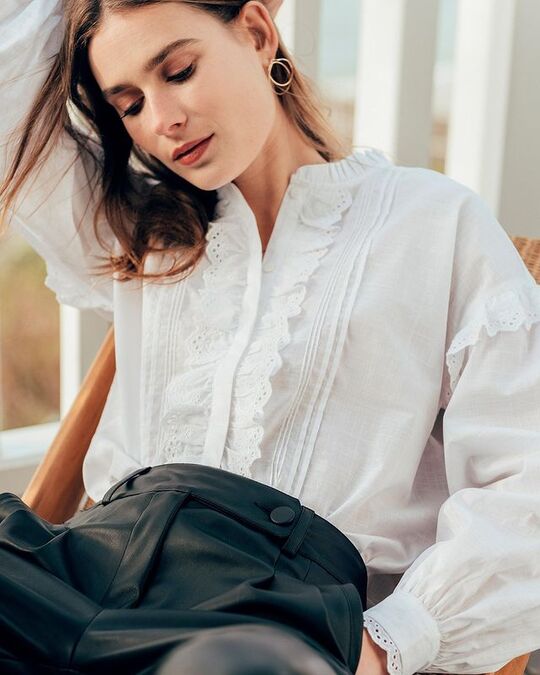 Simple blouse