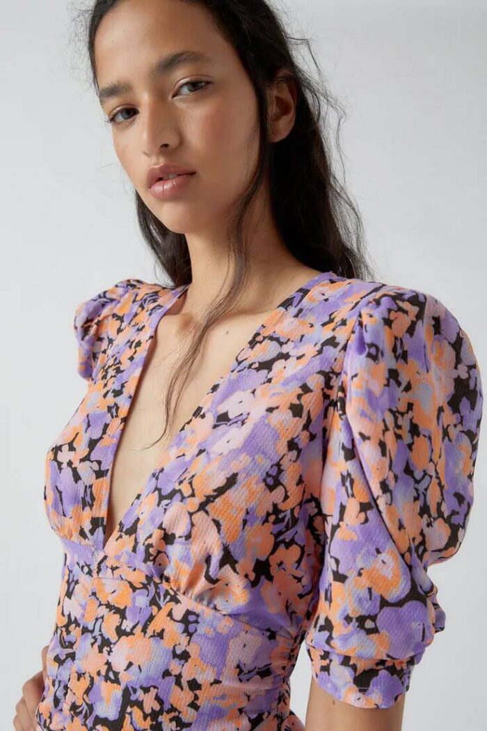 Fitted shirt with sleeve