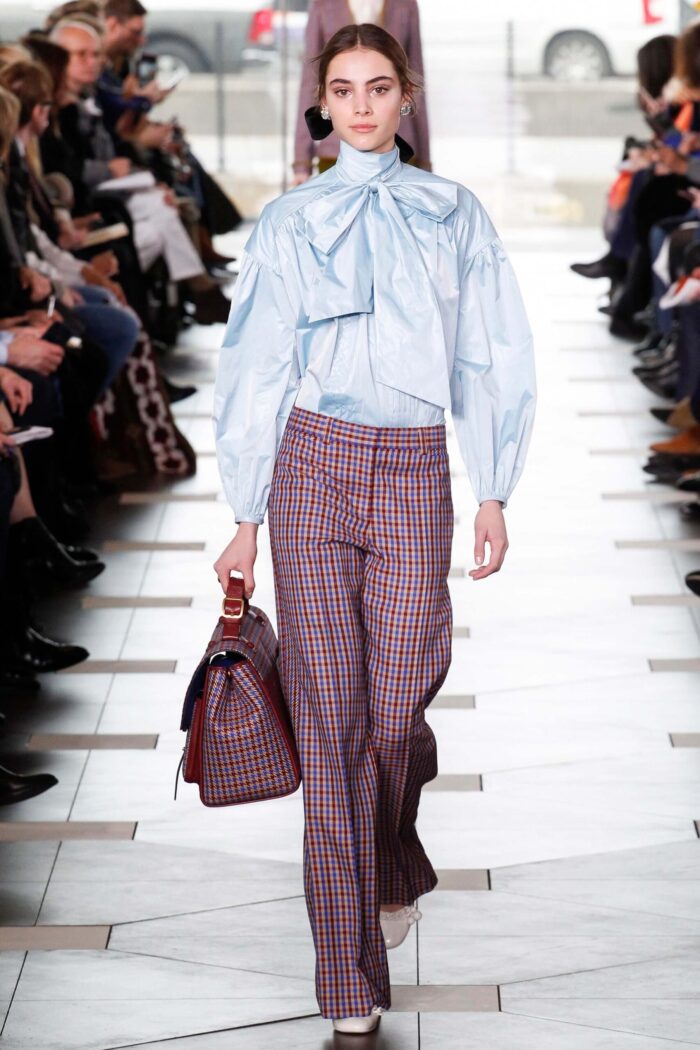 Shirt with bow