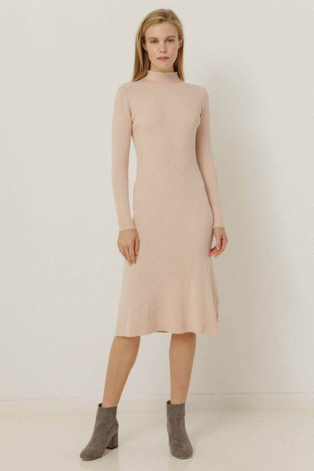Knitted dress