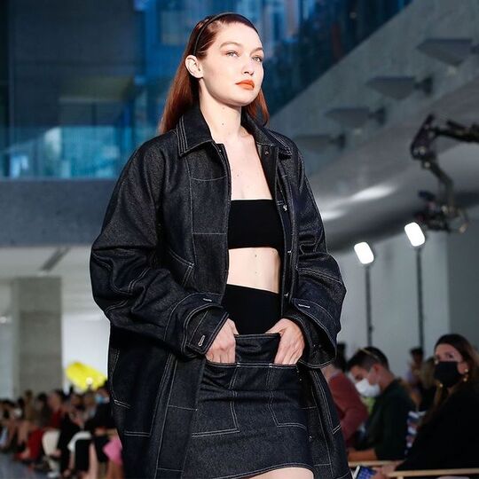 Classic Black
