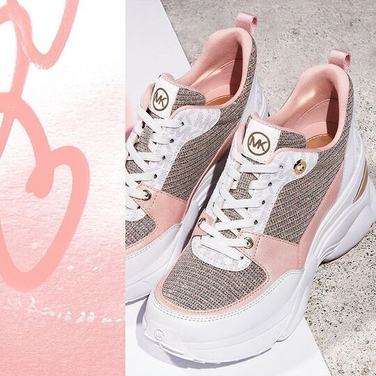 Fashionable sneakers