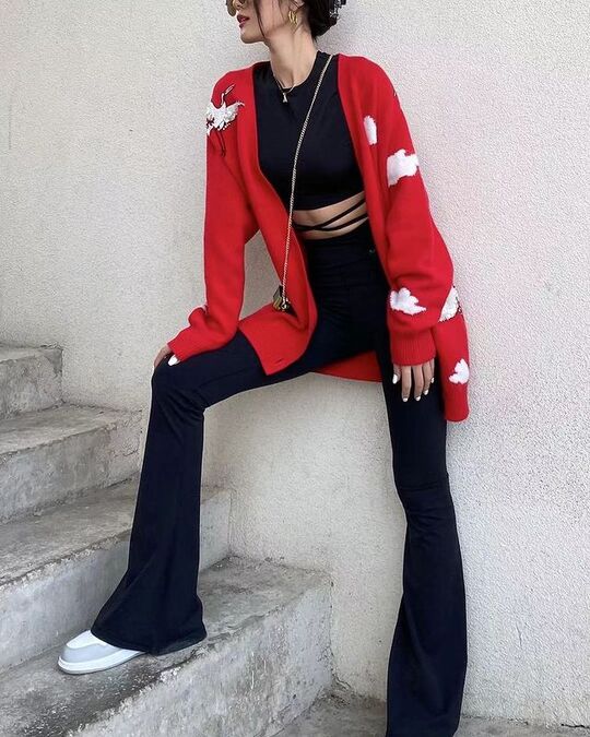 Elongated bottom and sleeves