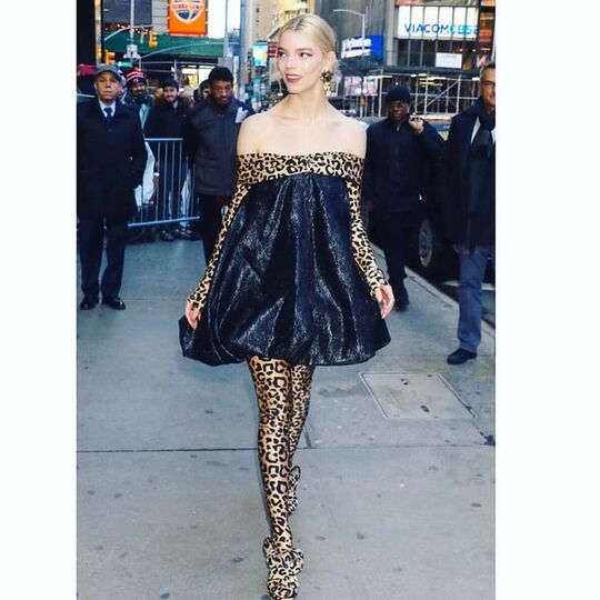 Short dress