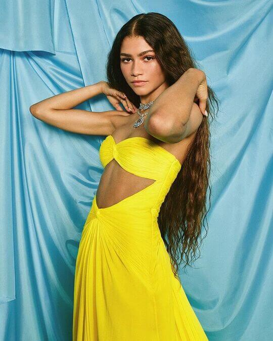 Yellow dress