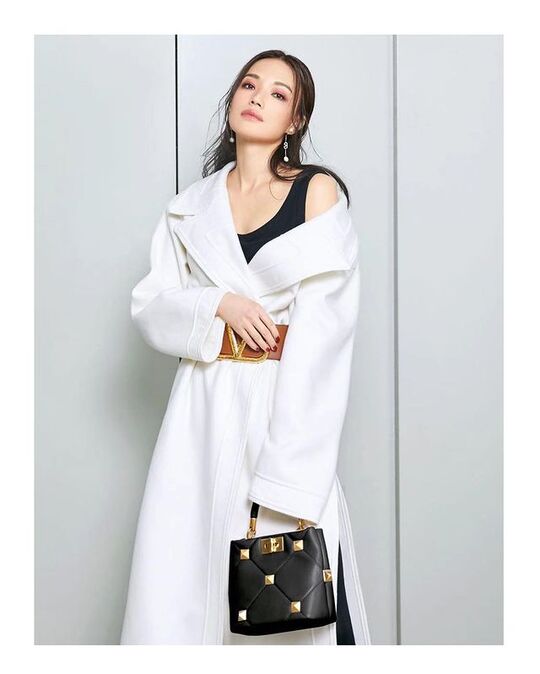 White coat-robe