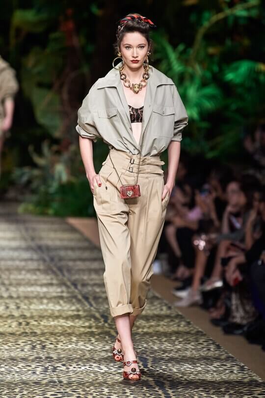 Cropped trousers