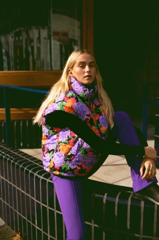 Vest Zara in a flower