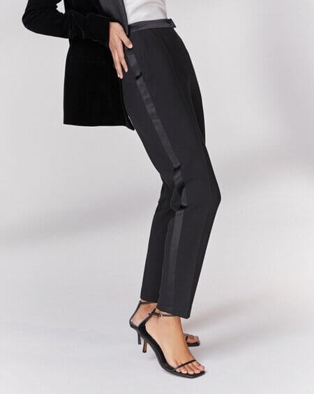 Trousers with lamps