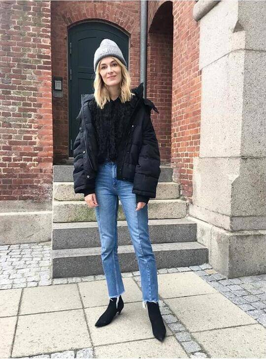 Jeans with raw edge