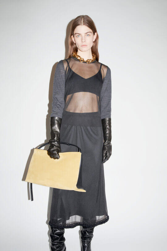 Black gloves