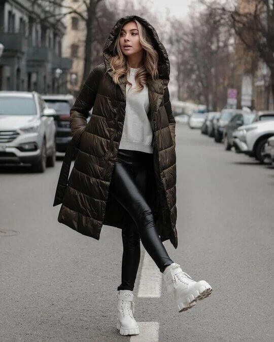 Leather leggings