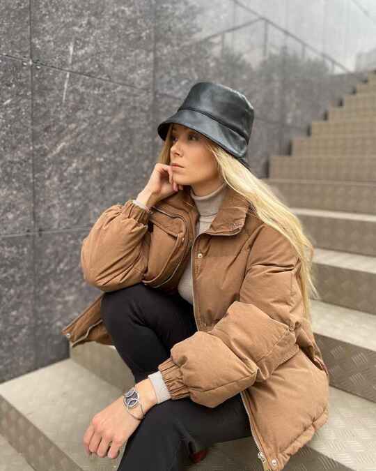 Panama with down jacket