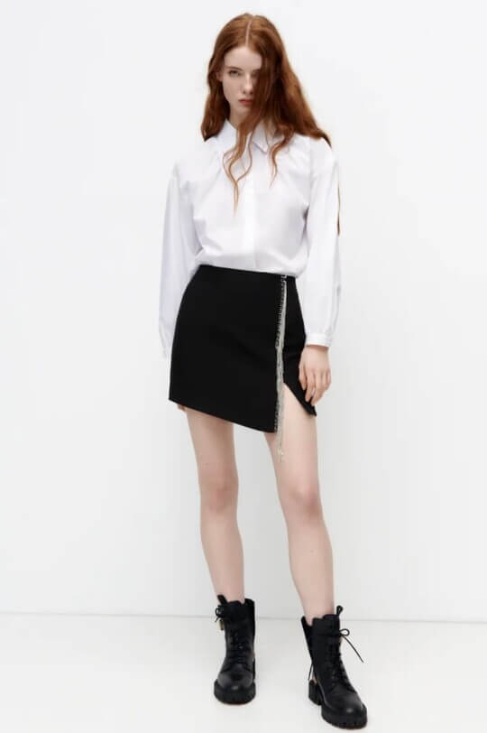 Shirt in a skirt
