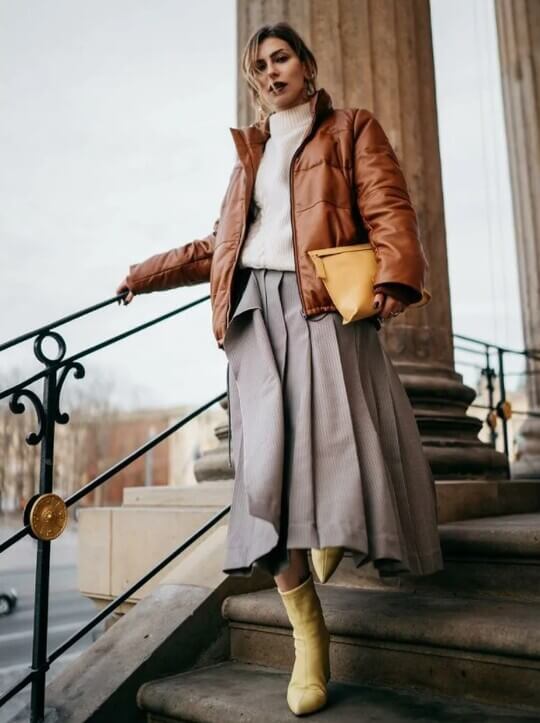 Skirt with down jacket
