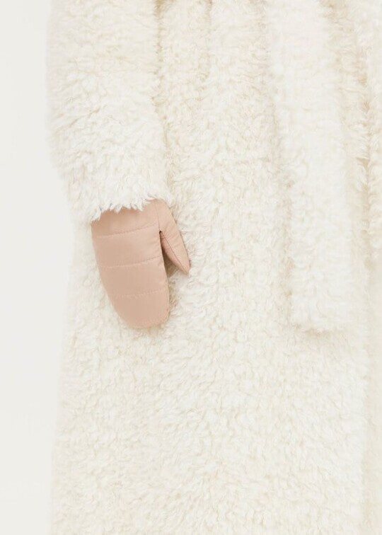 Pink mittens