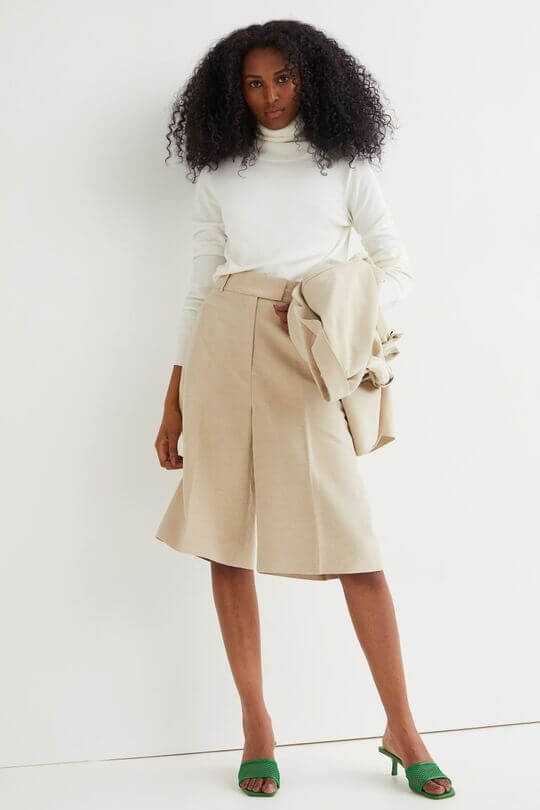 Turtleneck in culottes