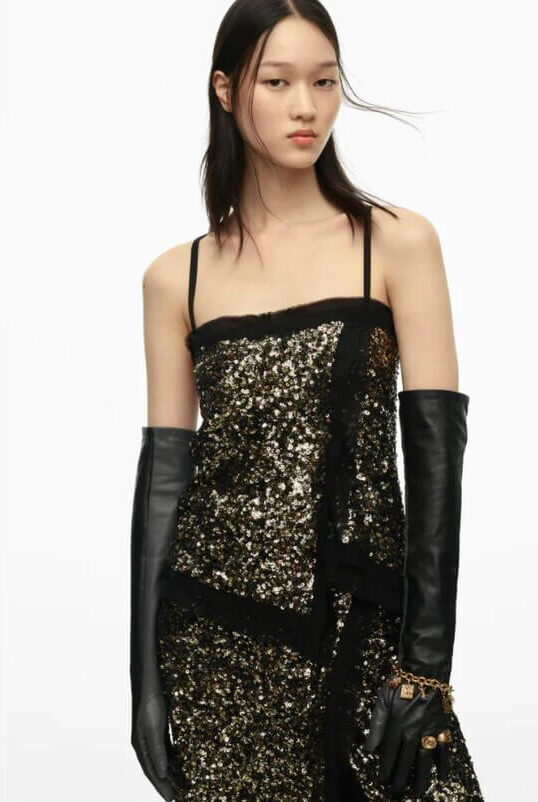 Long black gloves