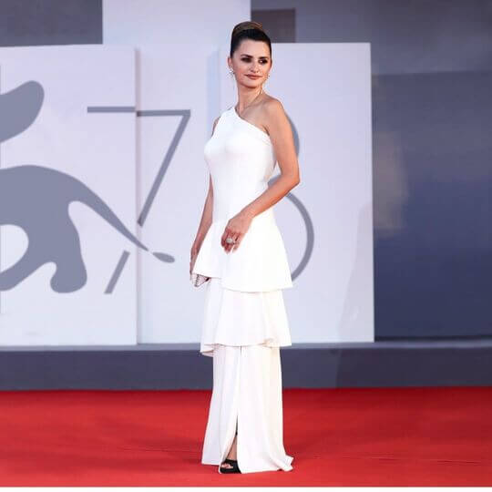 Dress with basque