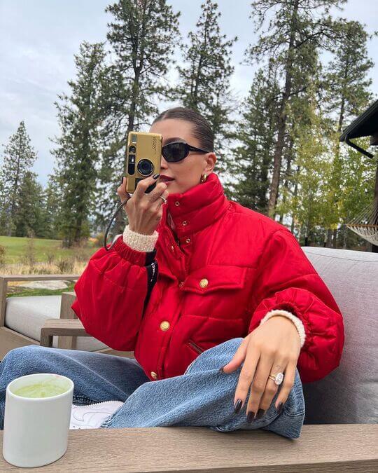 Hailey Bieber