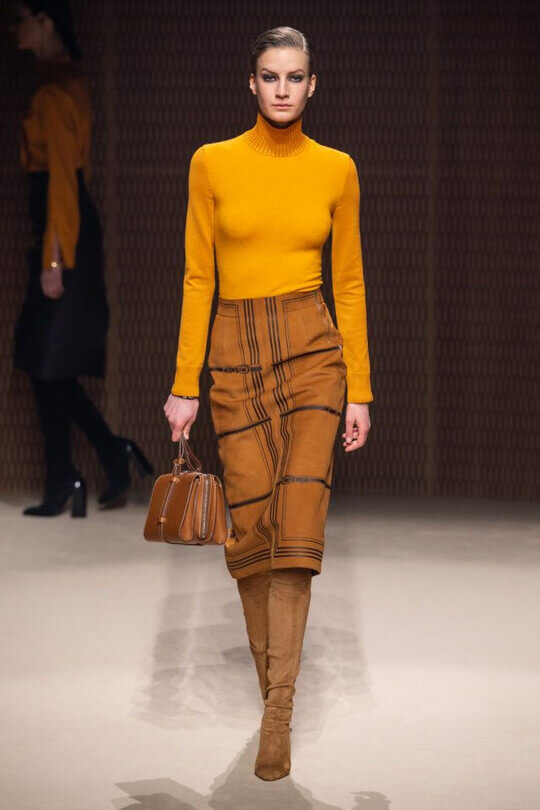 Fashionable turtleneck