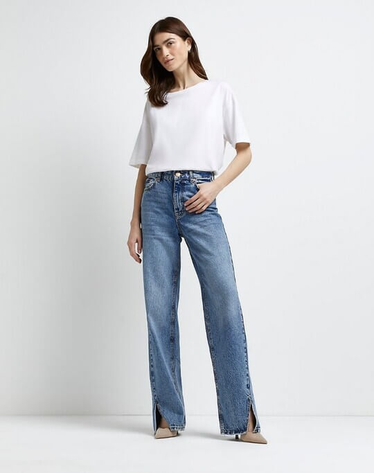 Jeans with cuts