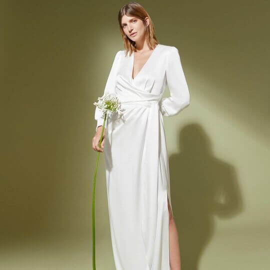 White dress with a scent