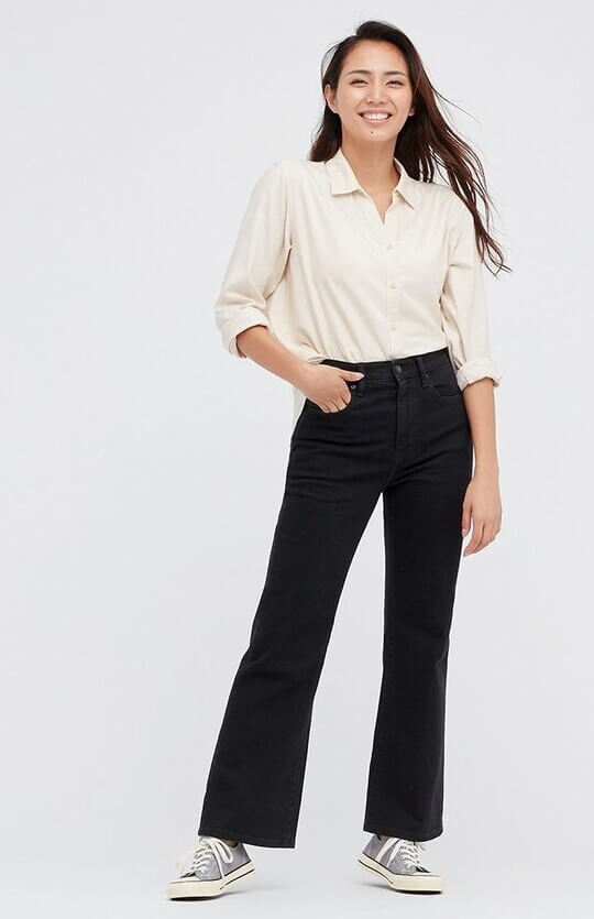 Pins with High-waisted Uniqlo landing