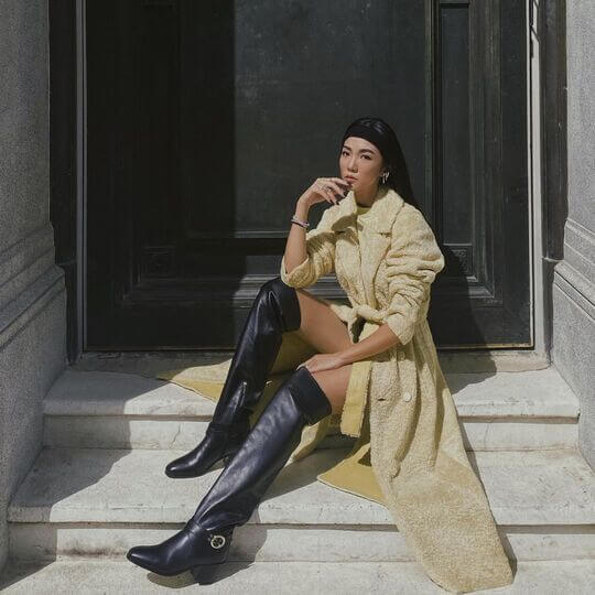 Black boots