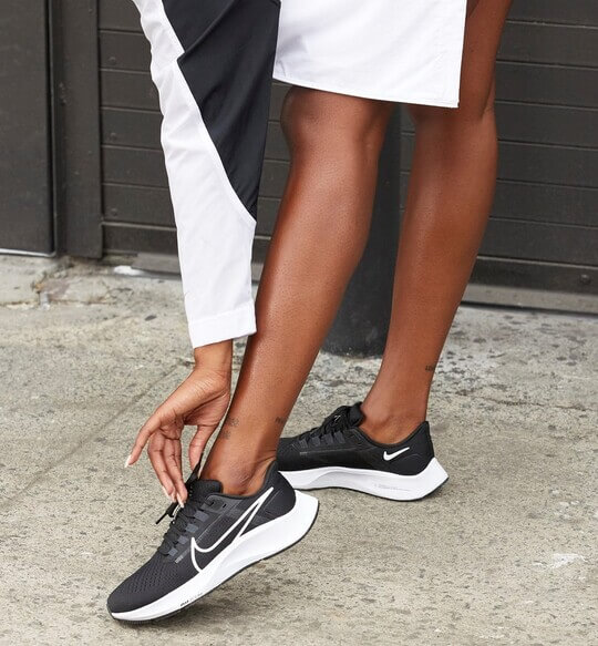 Nike Air Zoom Pegasus 38 black