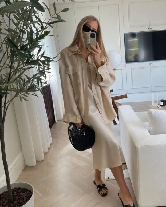 With linen-style dress