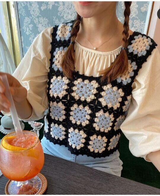 Openwork vest