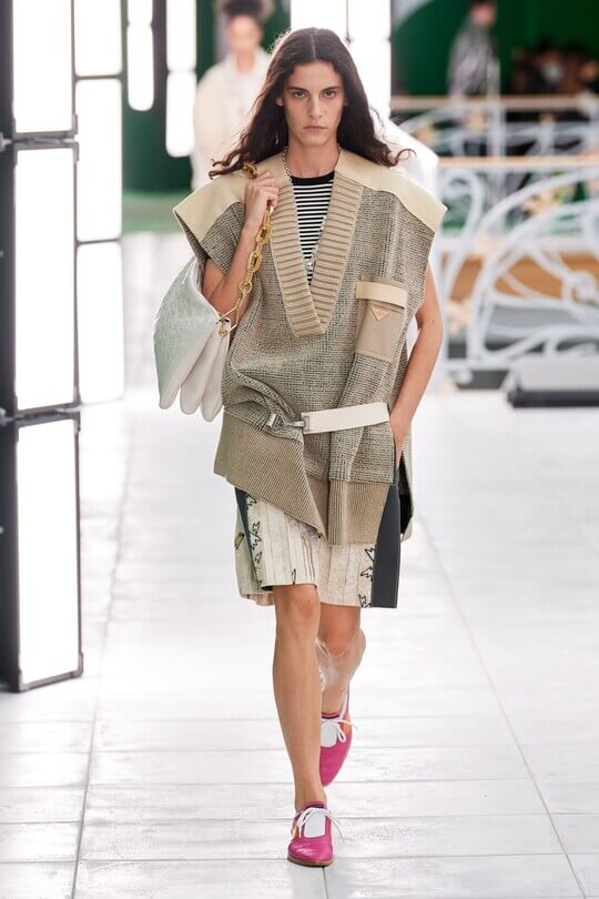 Men's oversize vest