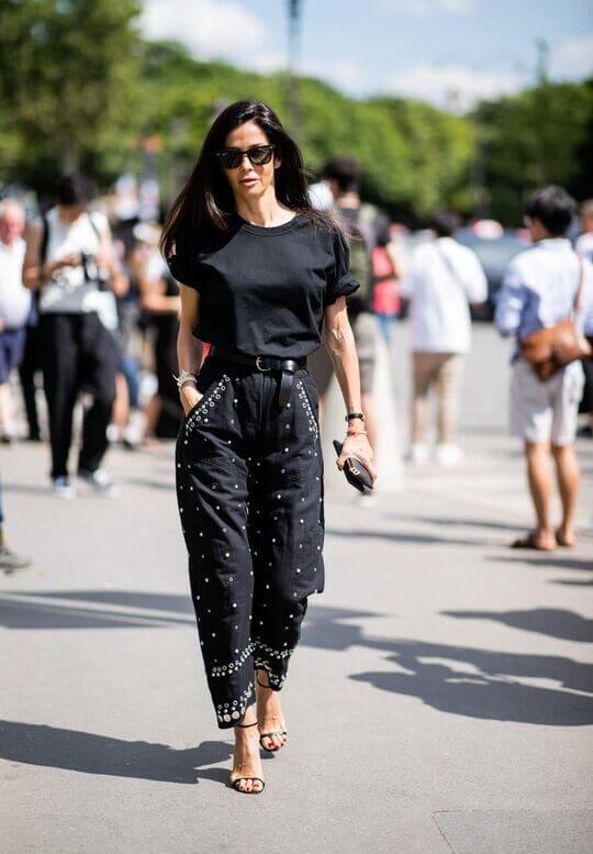 Black T-shirt
