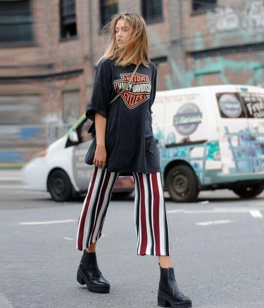 T-shirt with striped trousers