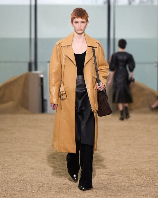 Trench coats and trench coats in the Chloe collection