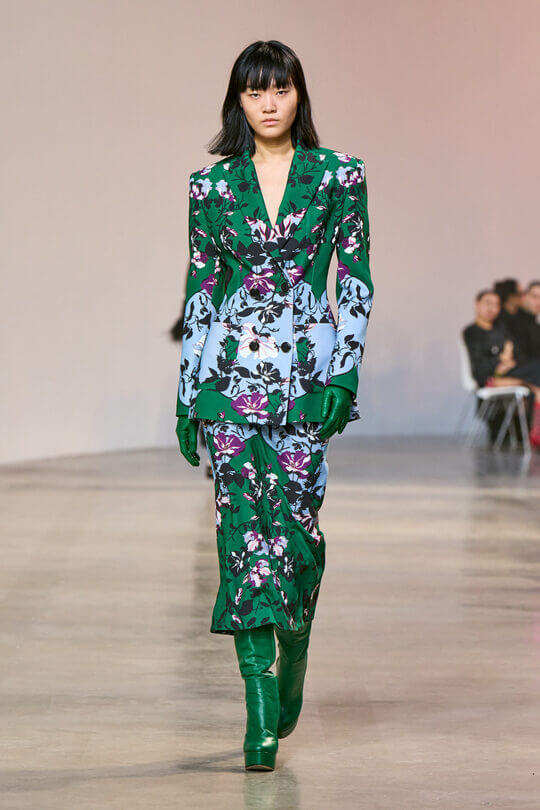 Fashionable print suit by Elie Saab